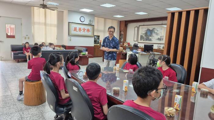 113學年度下學期校長室小客人圖片