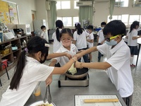 三年級「蔥香米餅」的永續美味圖片